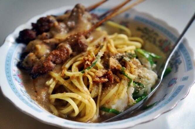 Makanan Khas Wonosobo "Mie Ongklok" Longkrang (ENAK)  