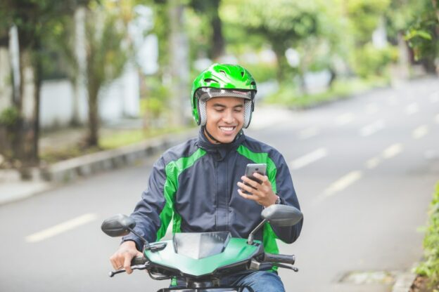 Driver Ojol dan Pinjol: Saat Bensin & Motor Rusak Jadi Alasan Utama