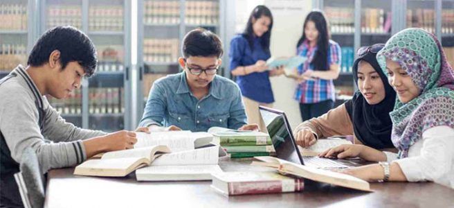 Mahasiswa dan Pinjol: Gaya Hidup atau Kebutuhan Darurat?
