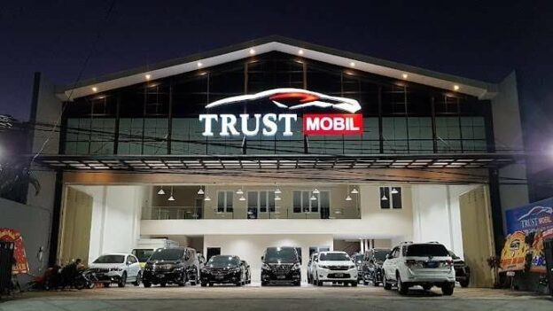 Showroom Mobil Bekas Surabaya, Murah & Terpercaya