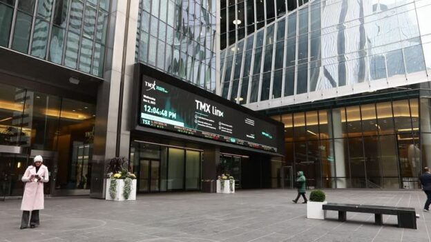 Toronto Stock Exchange (TSX): A Beginner’s Guide to Canada’s Largest Market