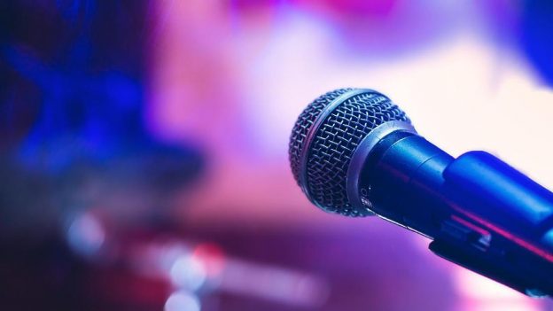 Cara Berhenti dari Dunia Malam LC Karaoke dan Memulai Hidup Baru