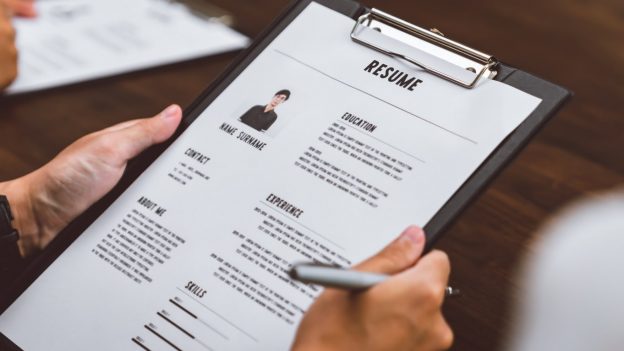 Apa yang Sebenarnya Dicari HR di CV, Selain Pengalaman Kerja?