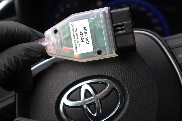 ODB2 MINI VCI J2534 FOR TOYOTA Techstream